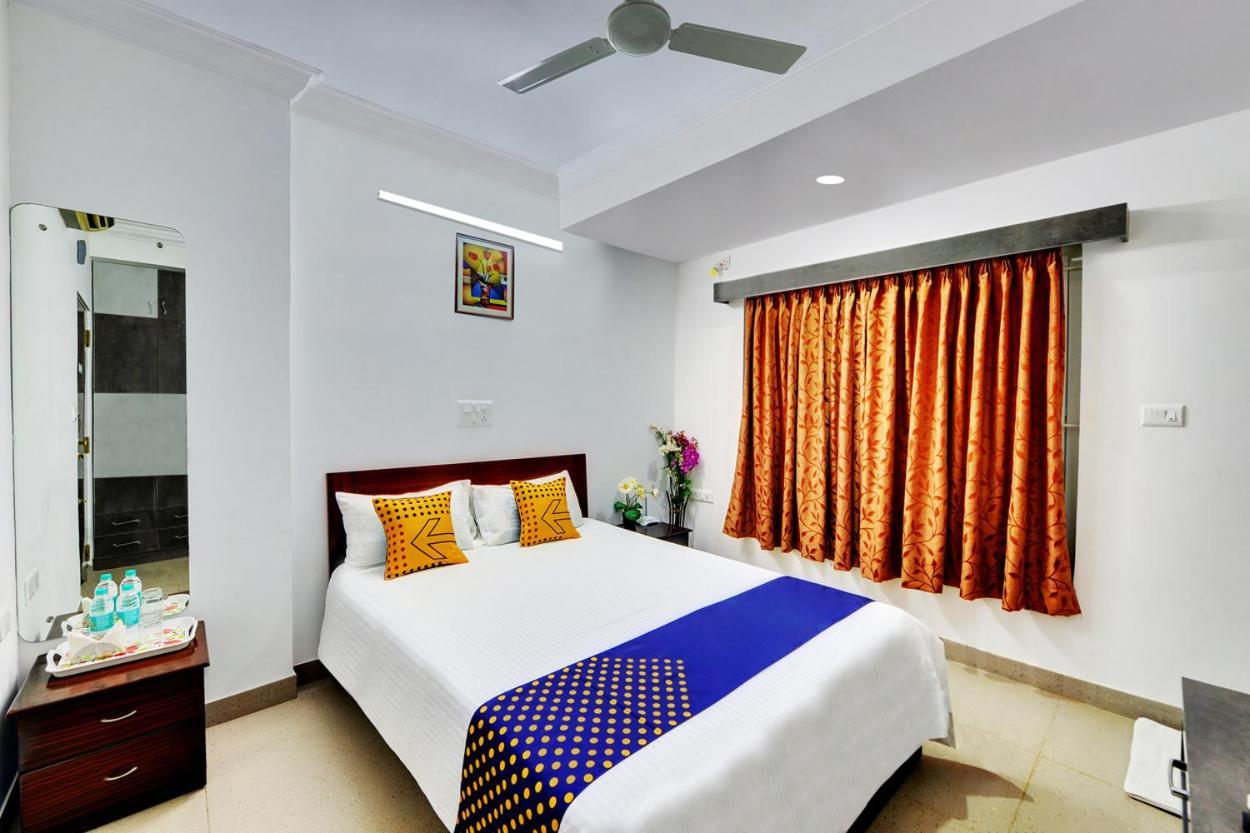 Yahweh Suites Bangalore Exterior foto