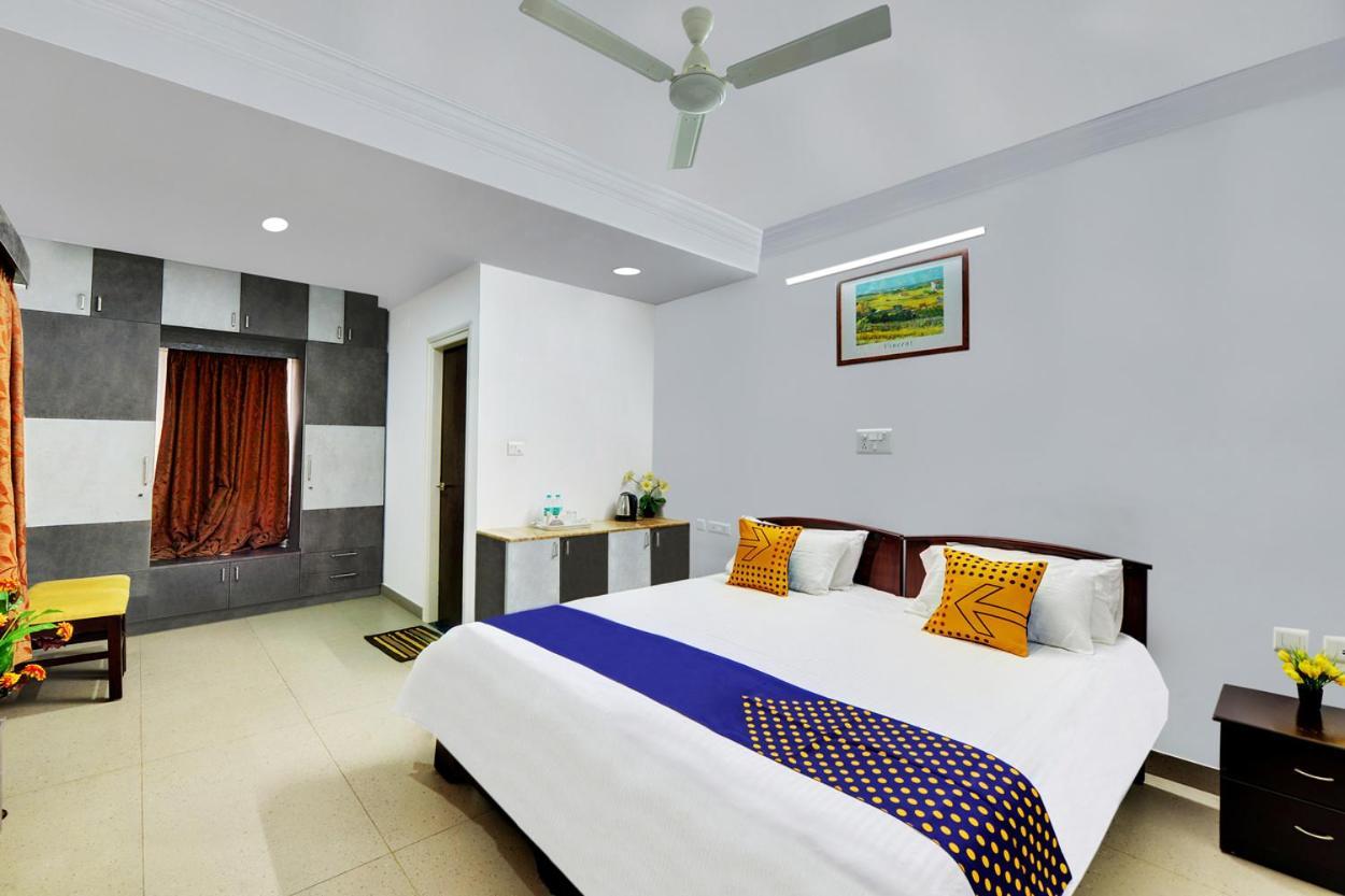 Yahweh Suites Bangalore Exterior foto