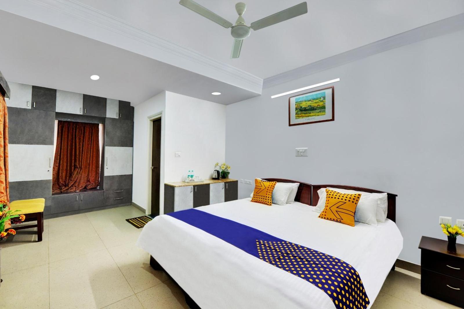 Yahweh Suites Bangalore Exterior foto