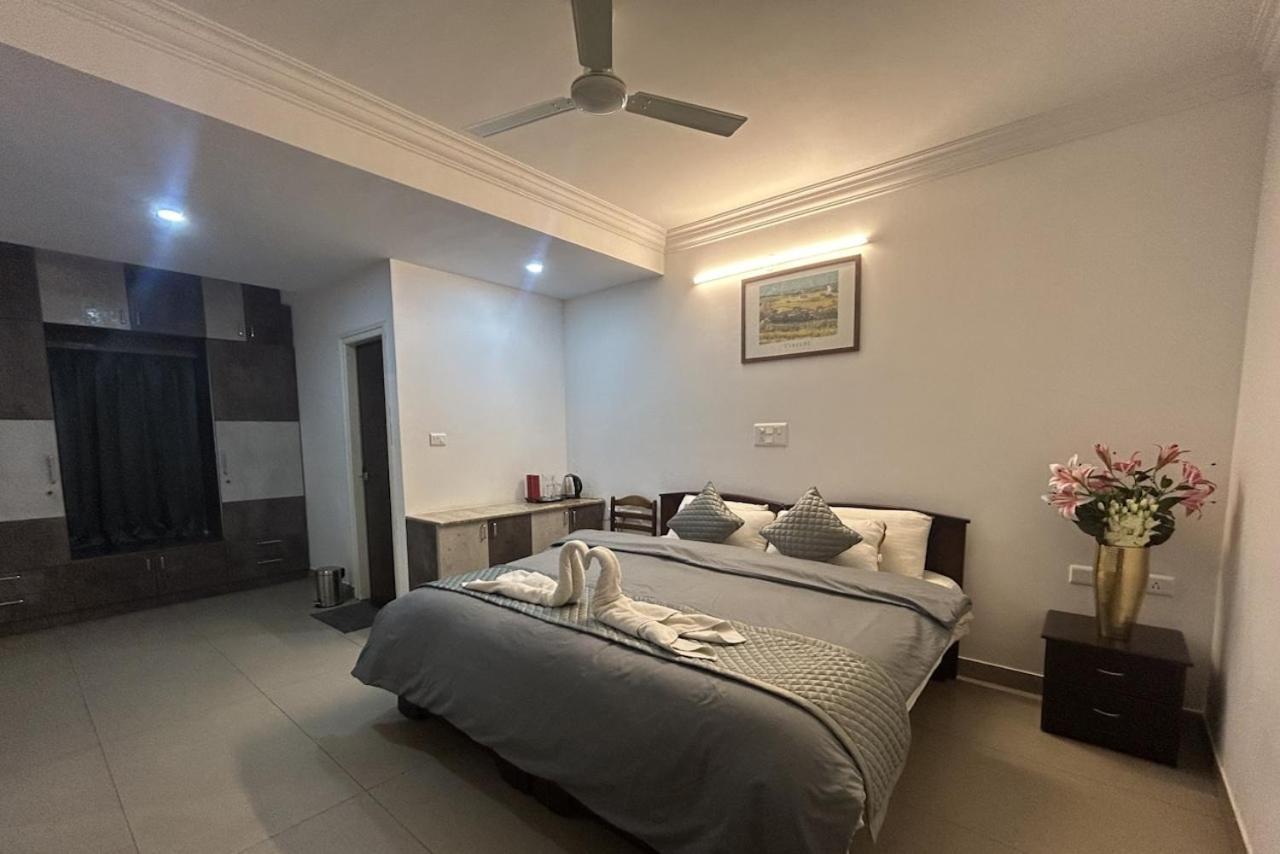 Yahweh Suites Bangalore Exterior foto