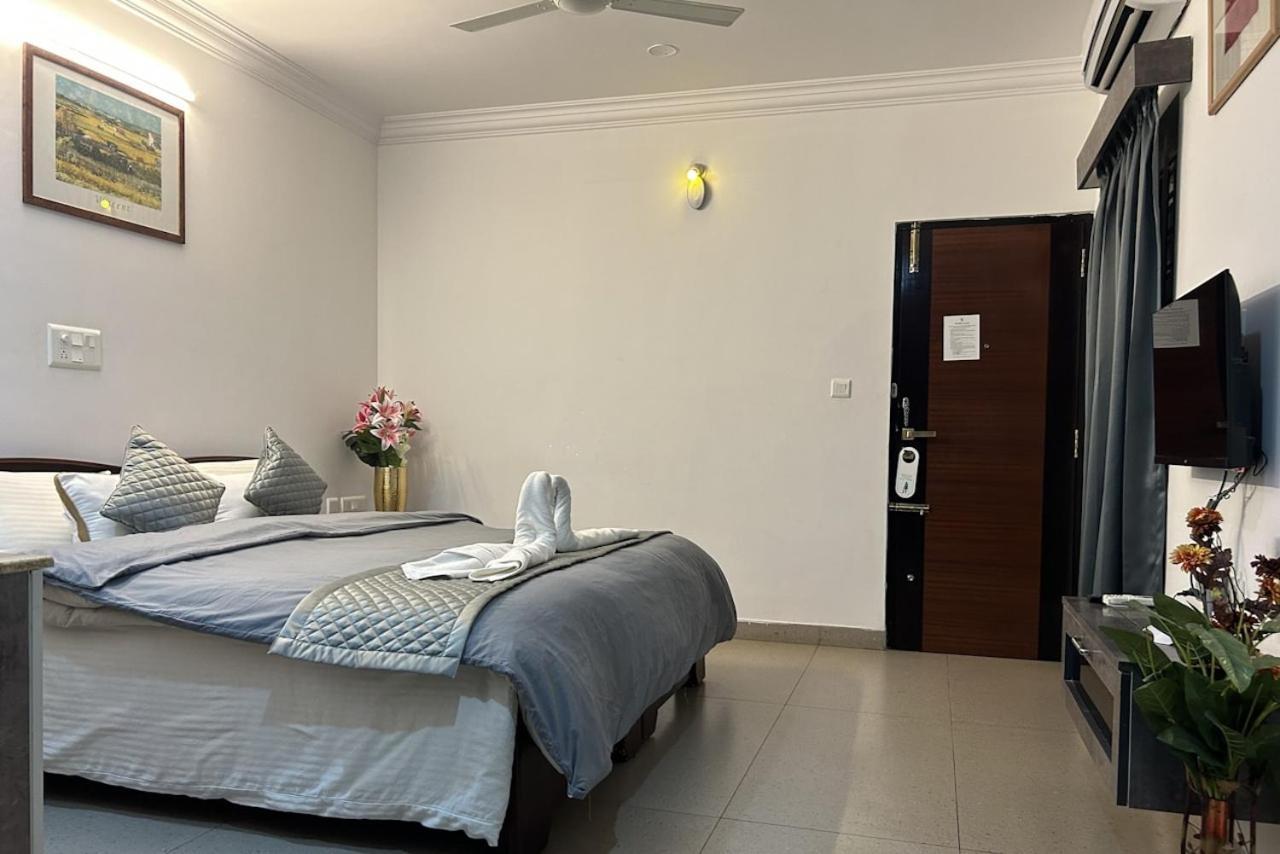 Yahweh Suites Bangalore Exterior foto