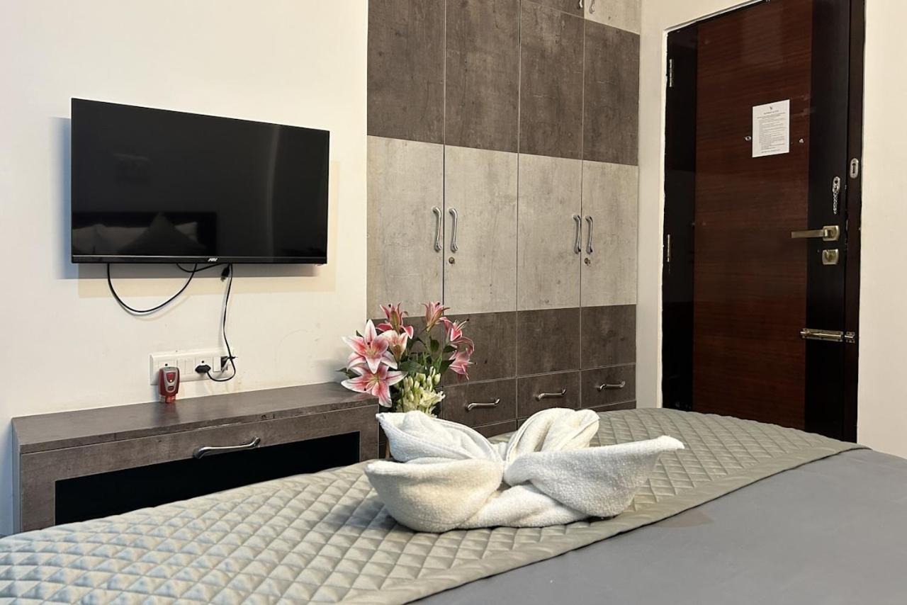 Yahweh Suites Bangalore Exterior foto